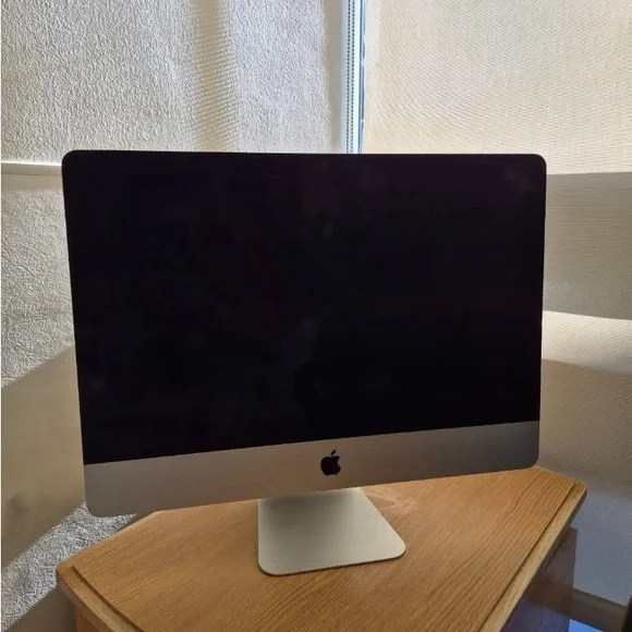 Apple iMac with Black and Silver Finish